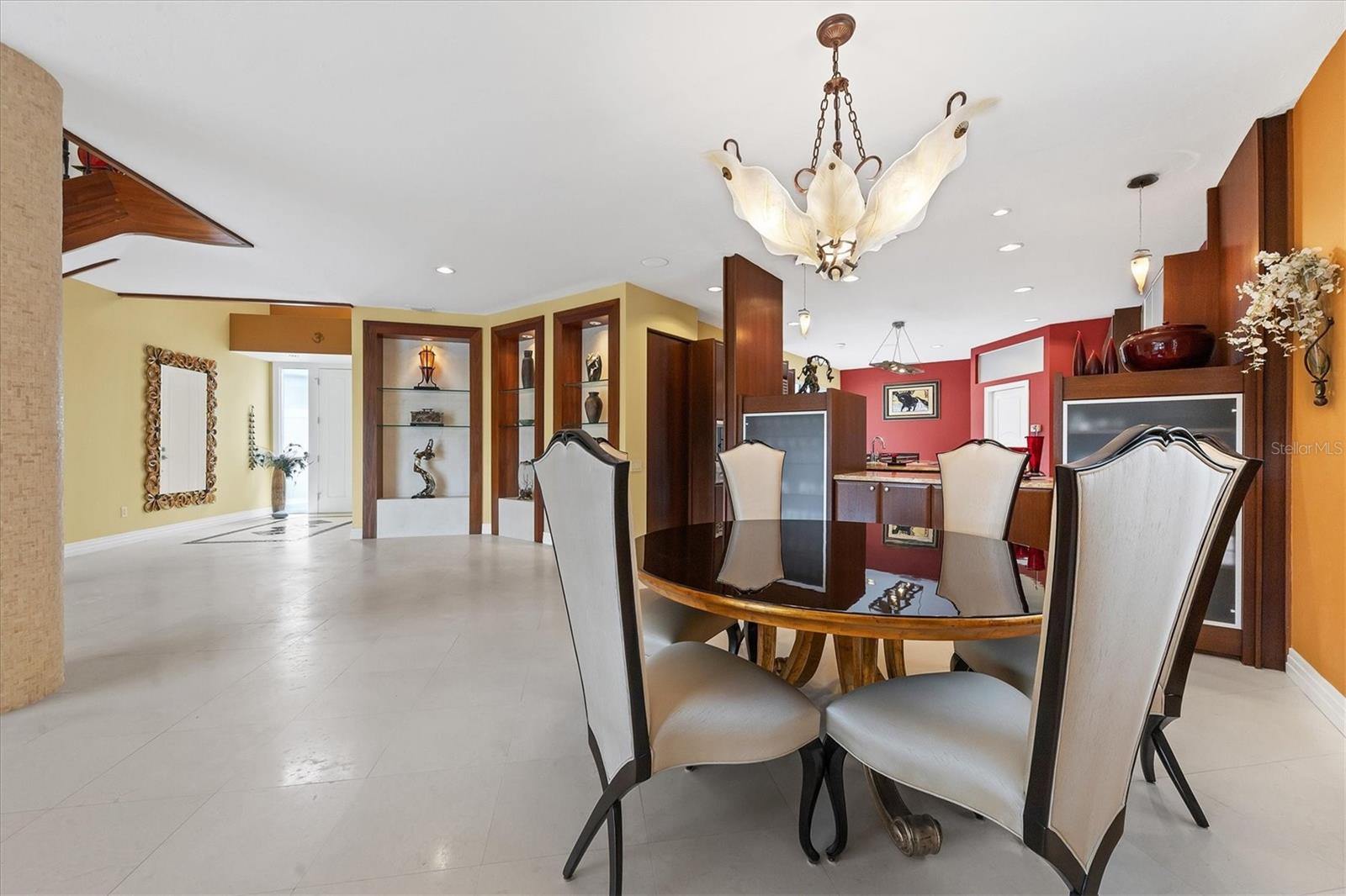 Image 18 of 69 For 7716 Club Lane