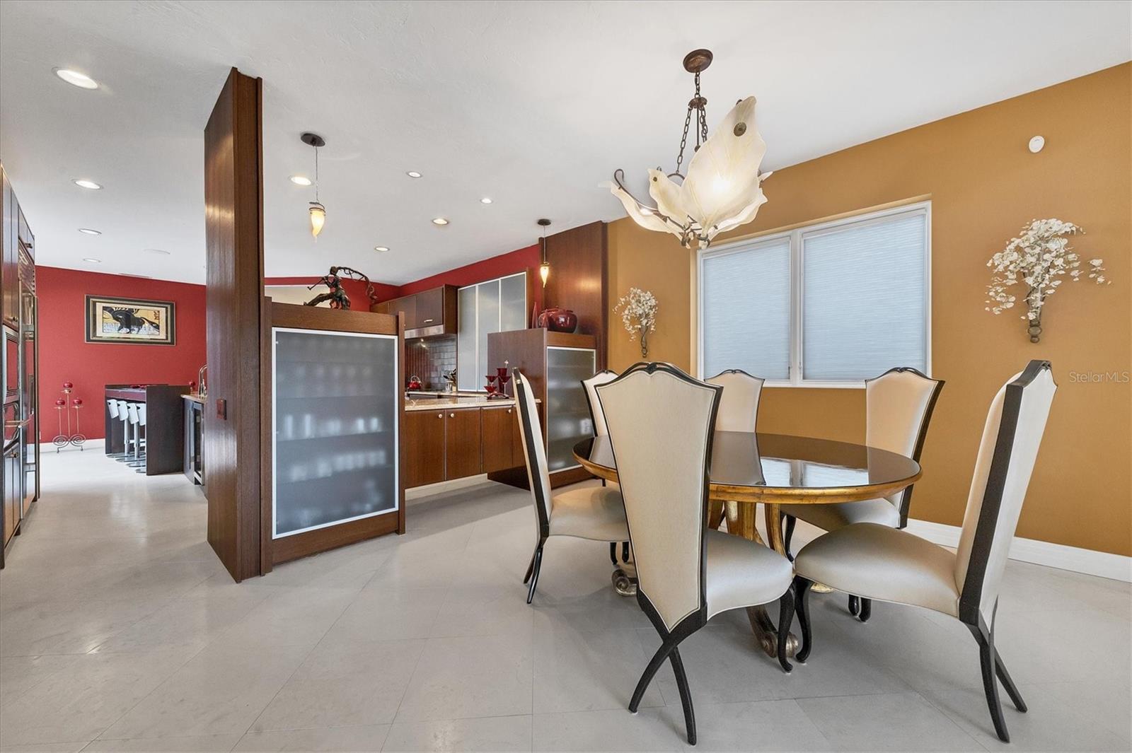 Image 19 of 69 For 7716 Club Lane