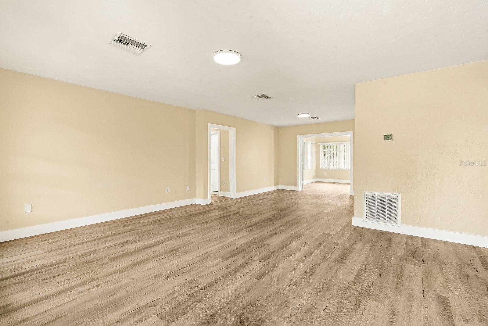 Image 15 of 46 For 5311 14th Avenue Drive W