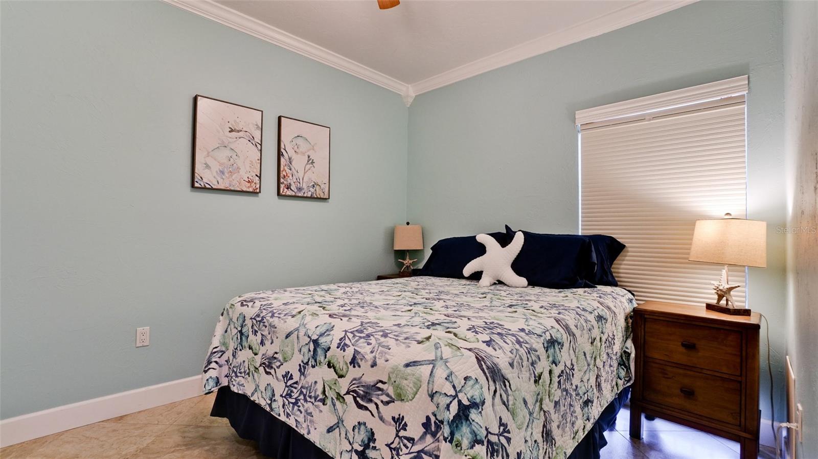 Image 24 of 38 For 6005 Gulf Drive 219