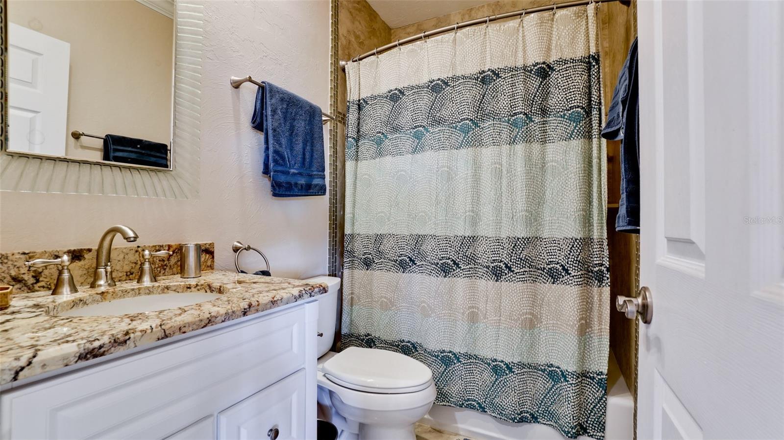 Image 26 of 38 For 6005 Gulf Drive 219