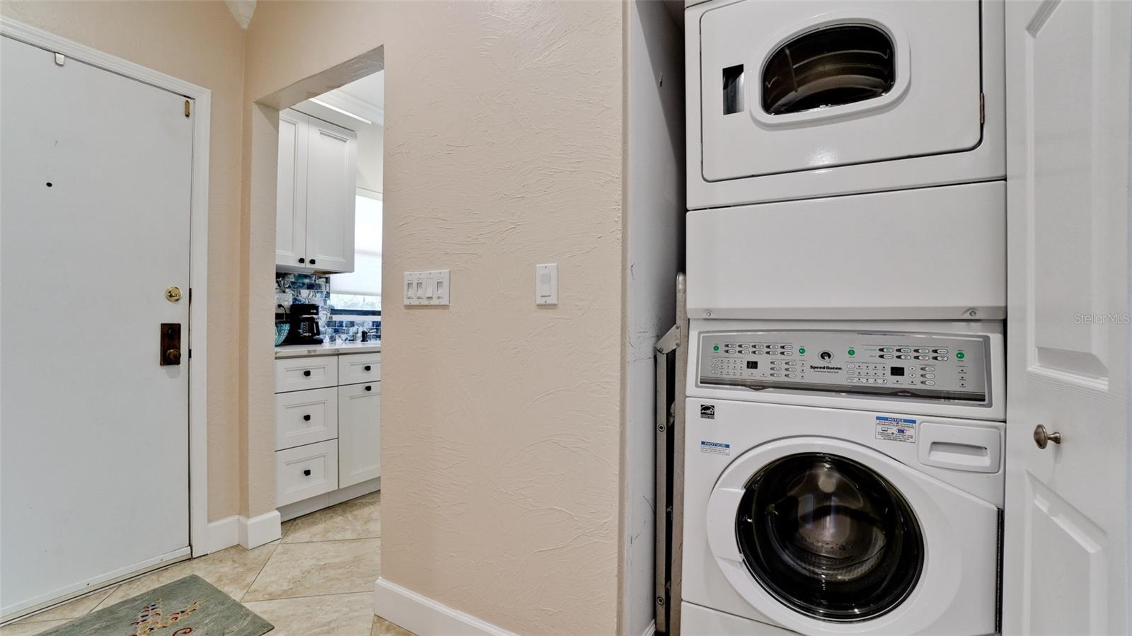 Image 28 of 38 For 6005 Gulf Drive 219