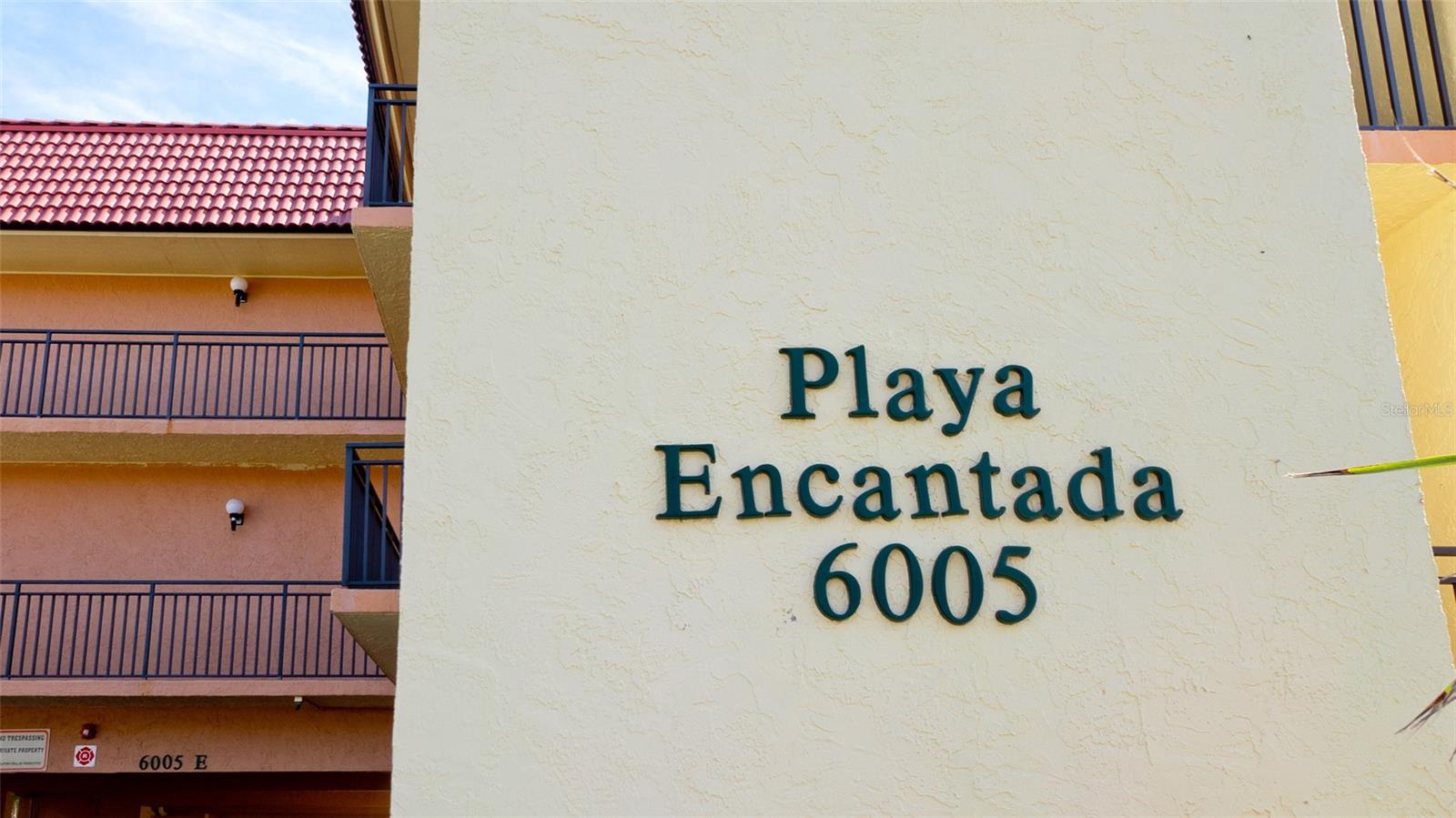 Image 3 of 38 For 6005 Gulf Drive 219