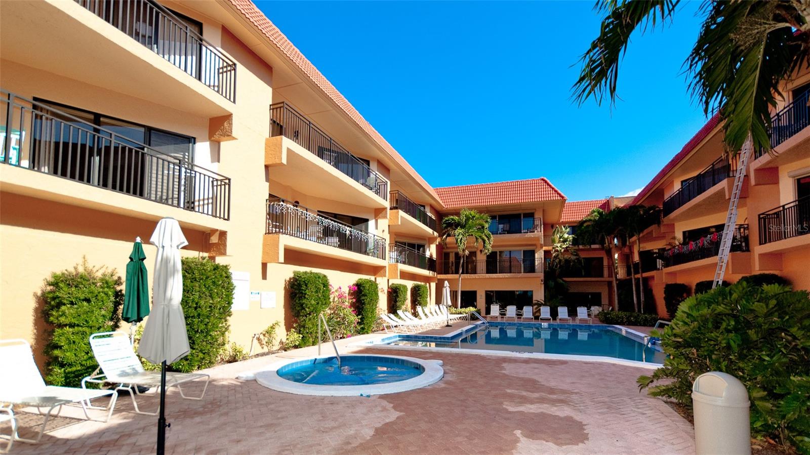 Image 37 of 38 For 6005 Gulf Drive 219