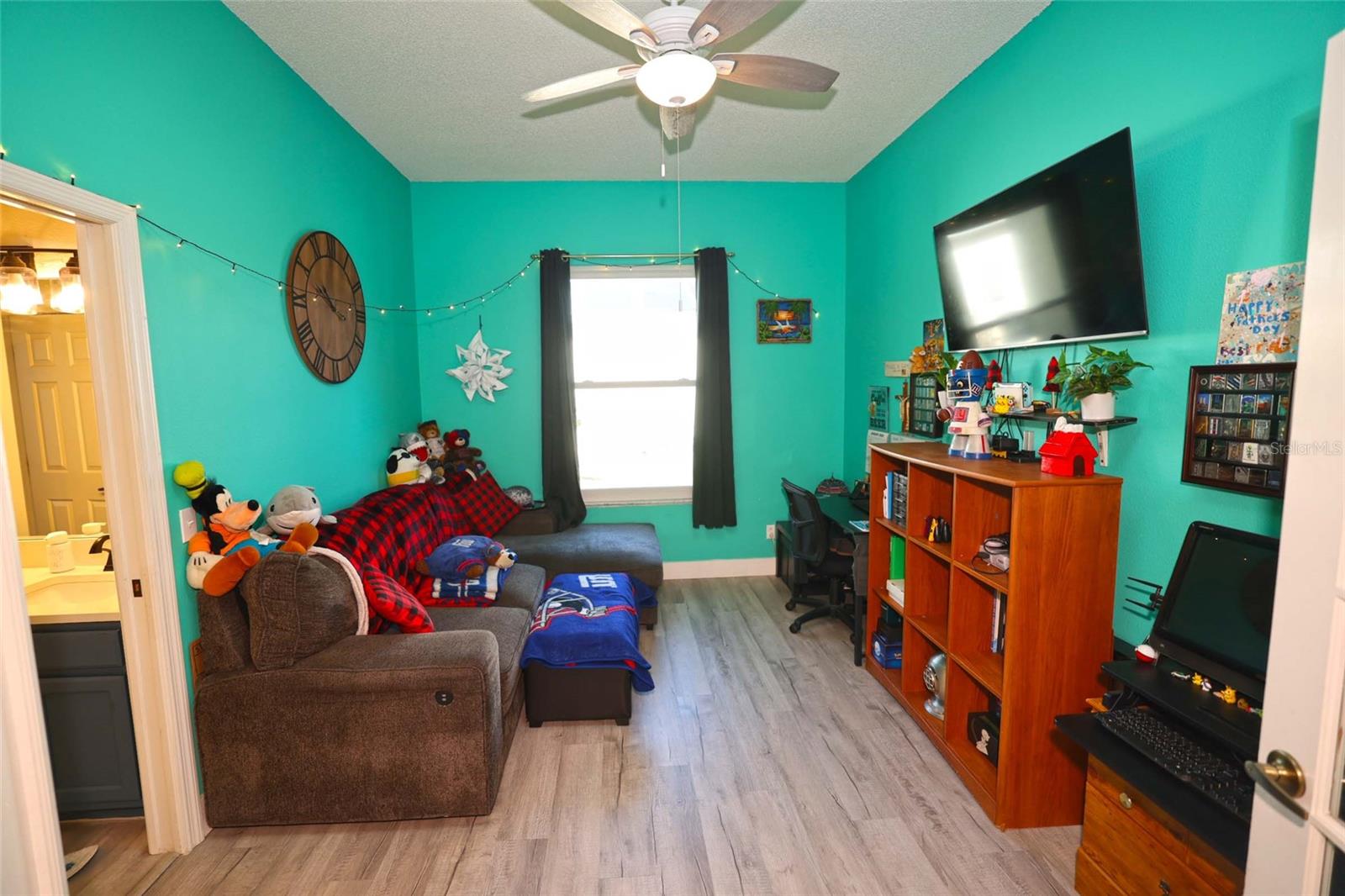 Image 25 of 66 For 4307 Manfield Drive