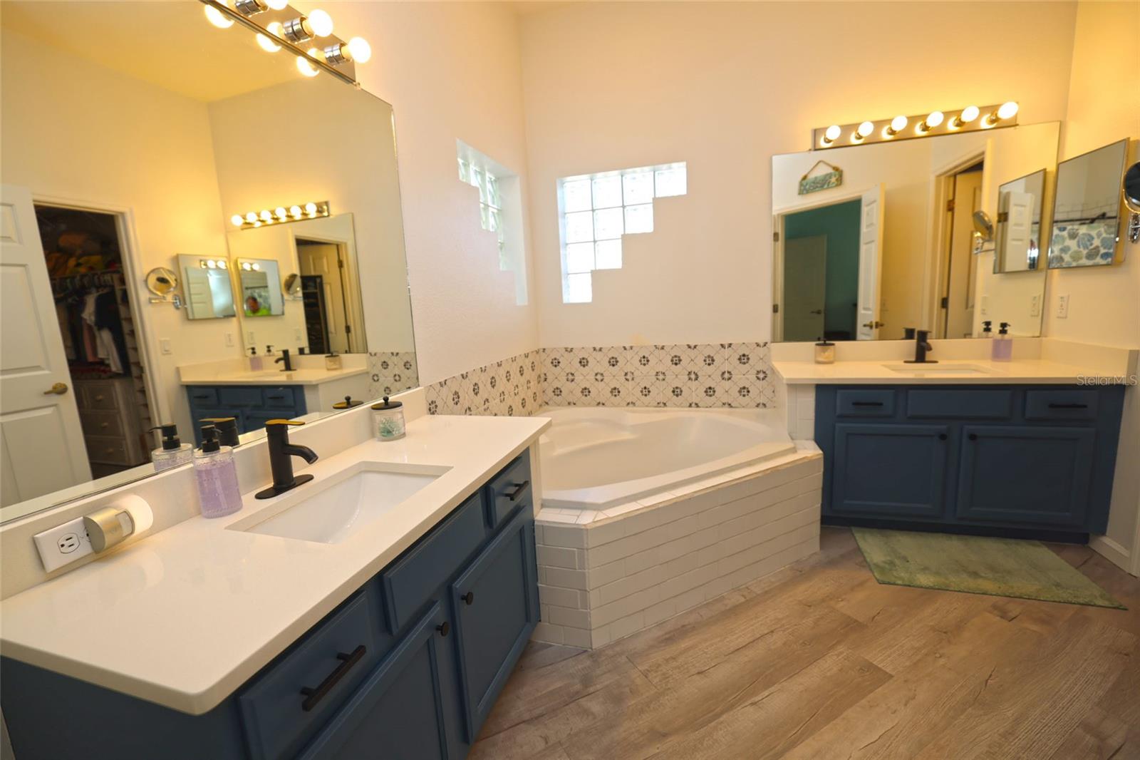 Image 48 of 66 For 4307 Manfield Drive