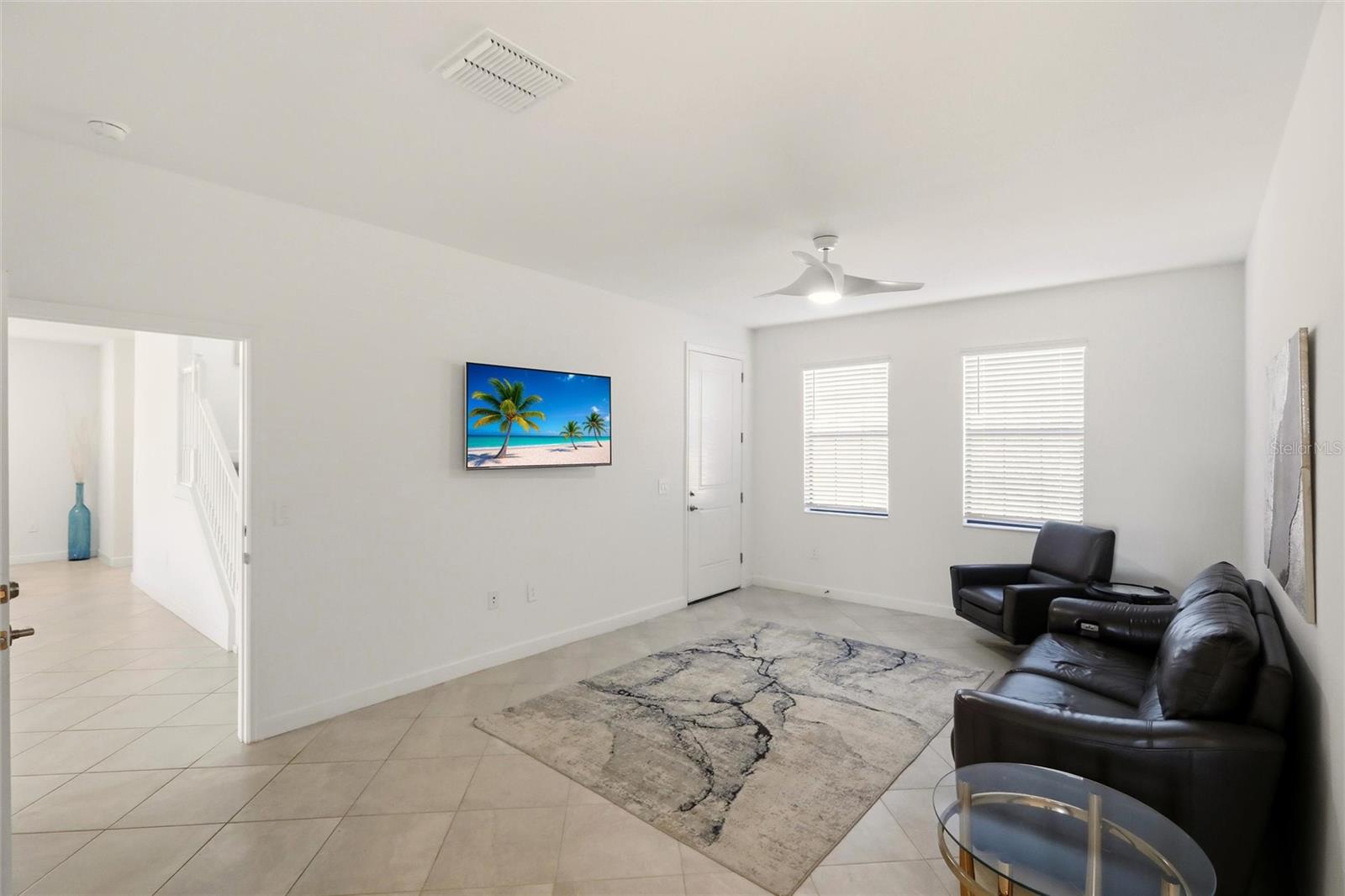 Image 18 of 75 For 15532 White Linen Drive