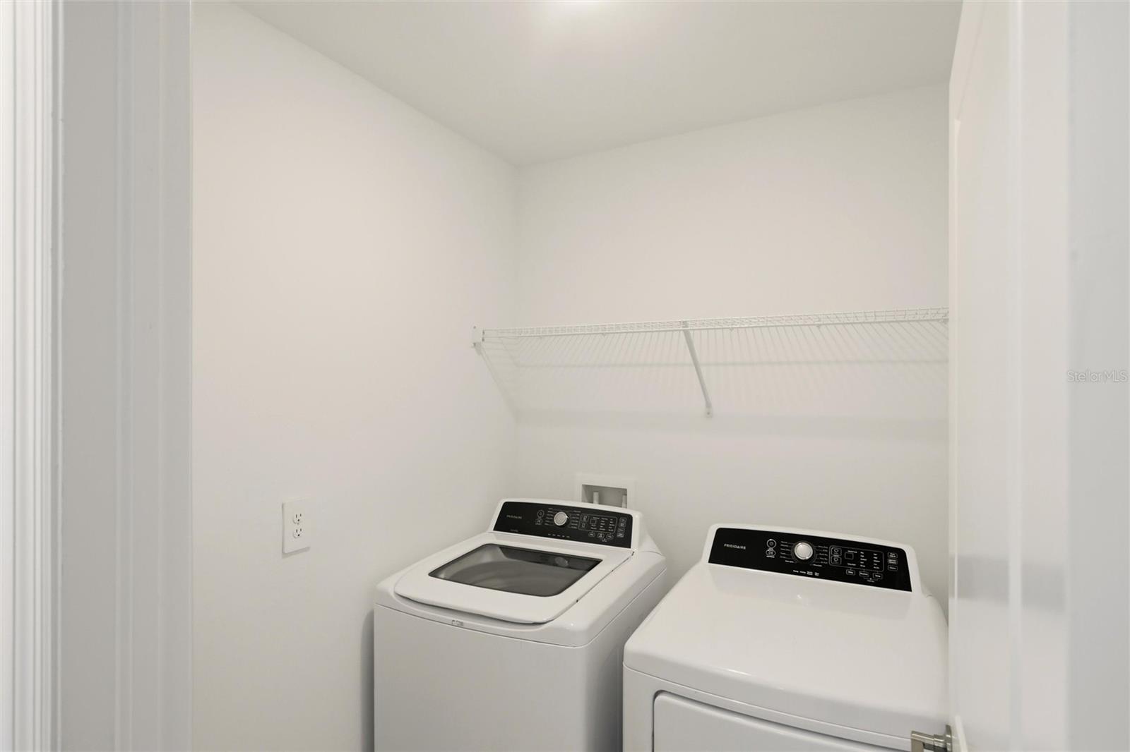 Image 61 of 75 For 15532 White Linen Drive