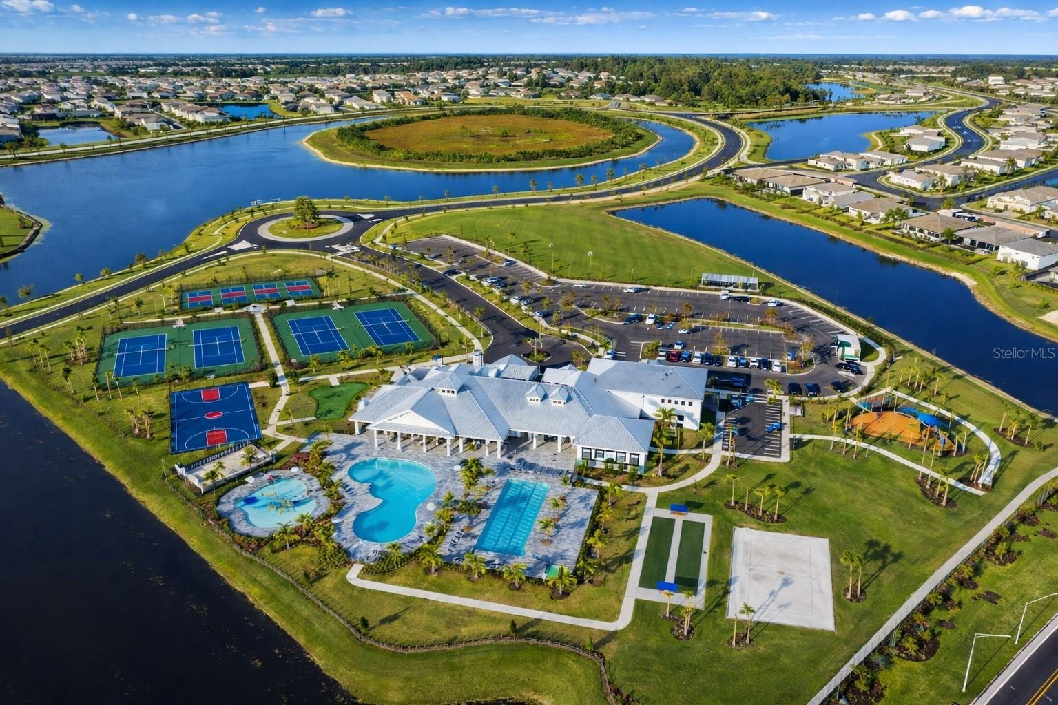 Image 72 of 75 For 15532 White Linen Drive