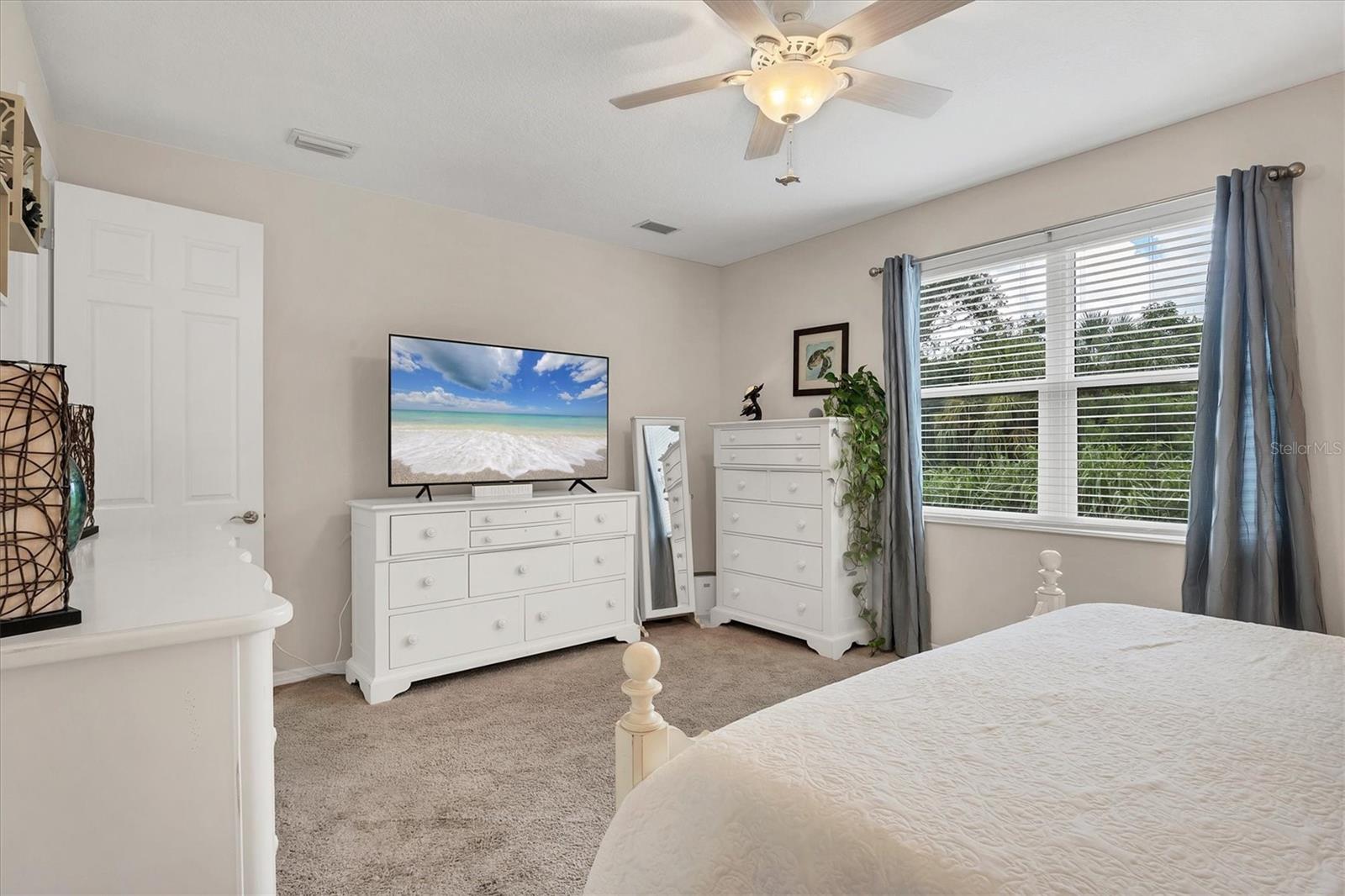 Image 19 of 63 For 1038 Buttercup Glen