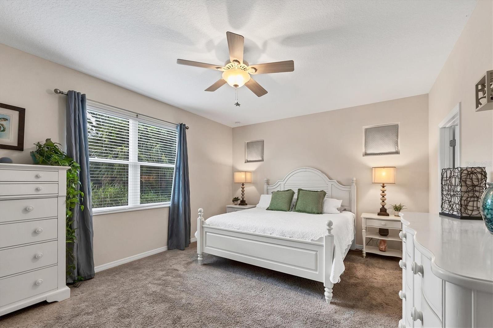 Image 20 of 63 For 1038 Buttercup Glen