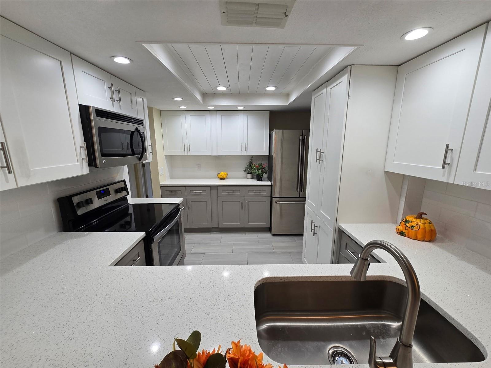 Image 3 of 17 For 2718 Orchid Oaks Drive C202