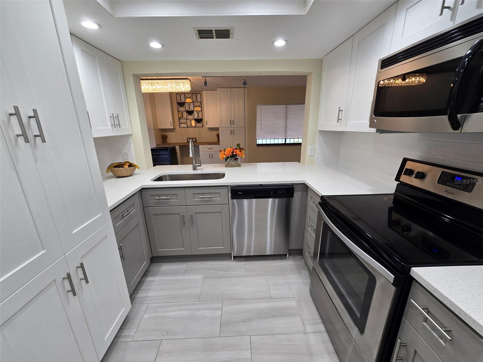 Image 5 of 17 For 2718 Orchid Oaks Drive C202