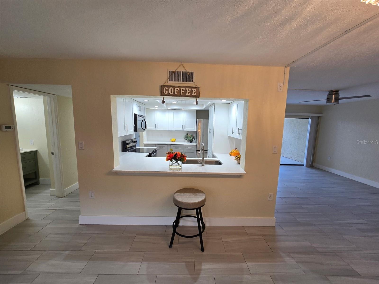 Image 6 of 17 For 2718 Orchid Oaks Drive C202