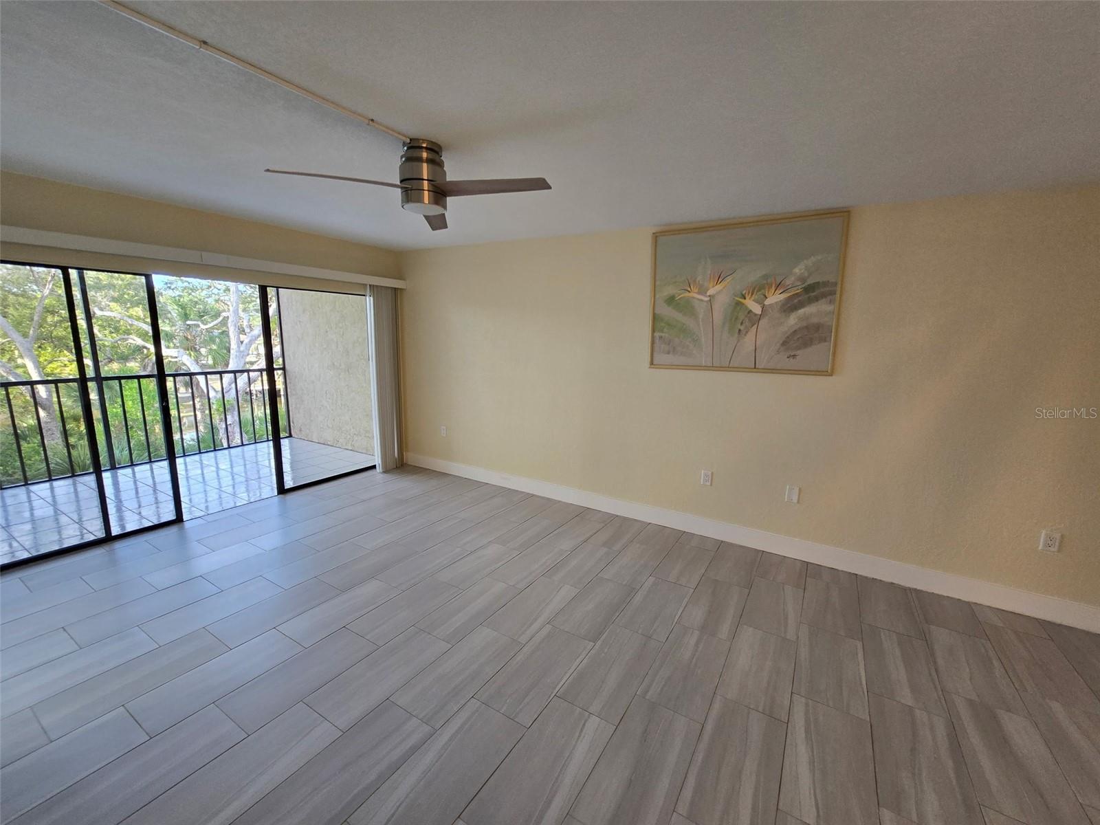 Image 9 of 17 For 2718 Orchid Oaks Drive C202