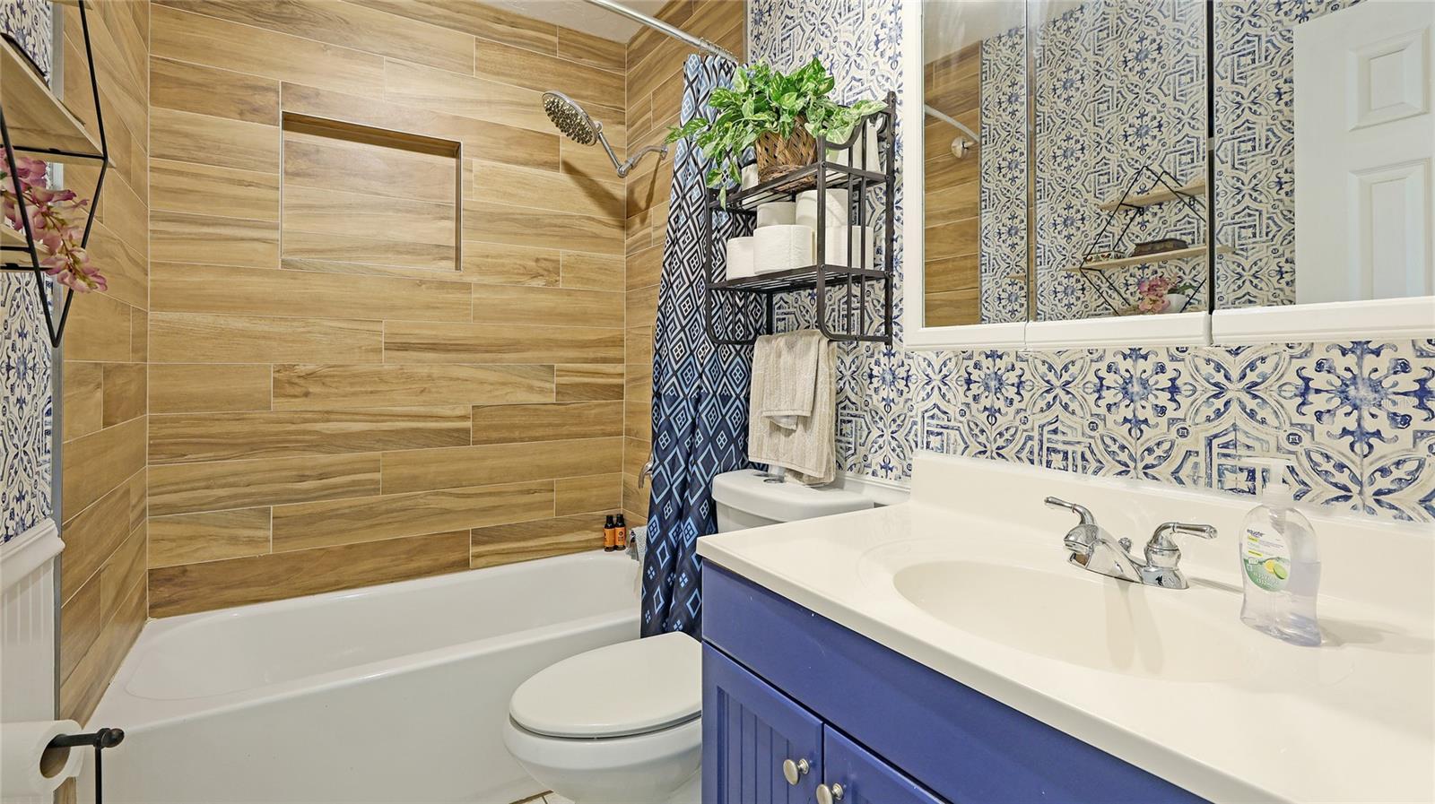 Image 25 of 37 For 13492 Dibella Avenue