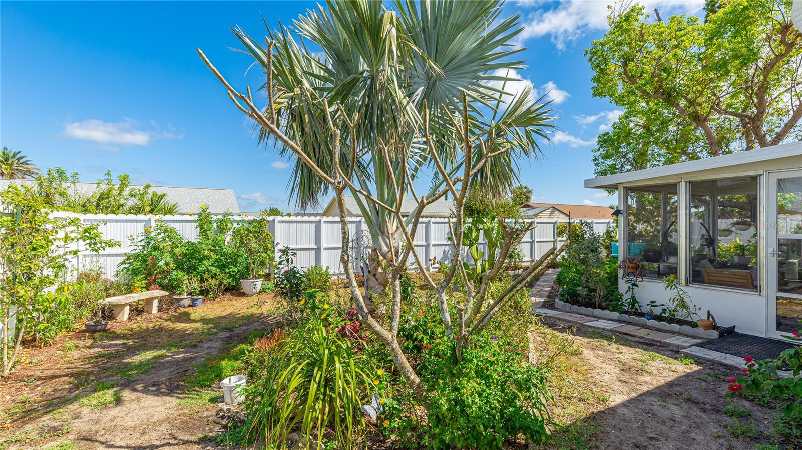 Image 29 of 37 For 13492 Dibella Avenue