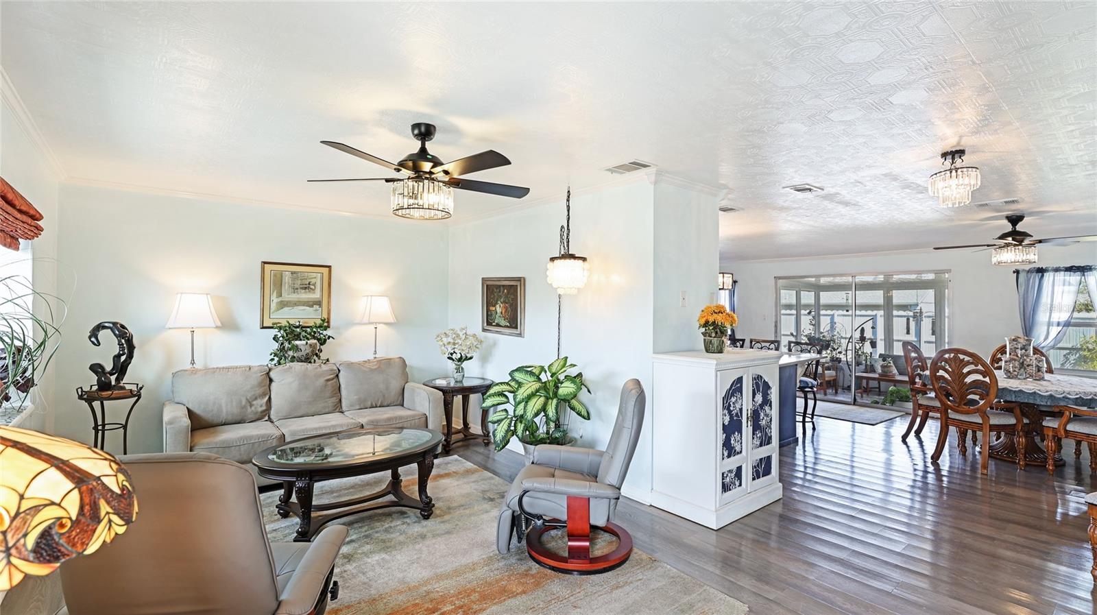 Image 7 of 37 For 13492 Dibella Avenue