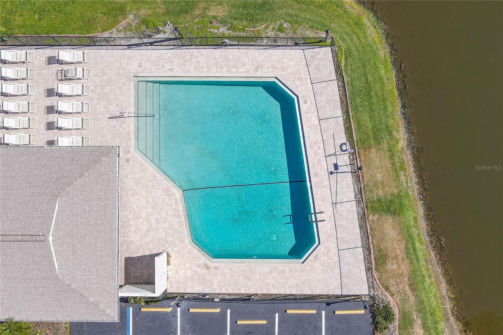 Image 37 of 44 For 5608 30th Court E