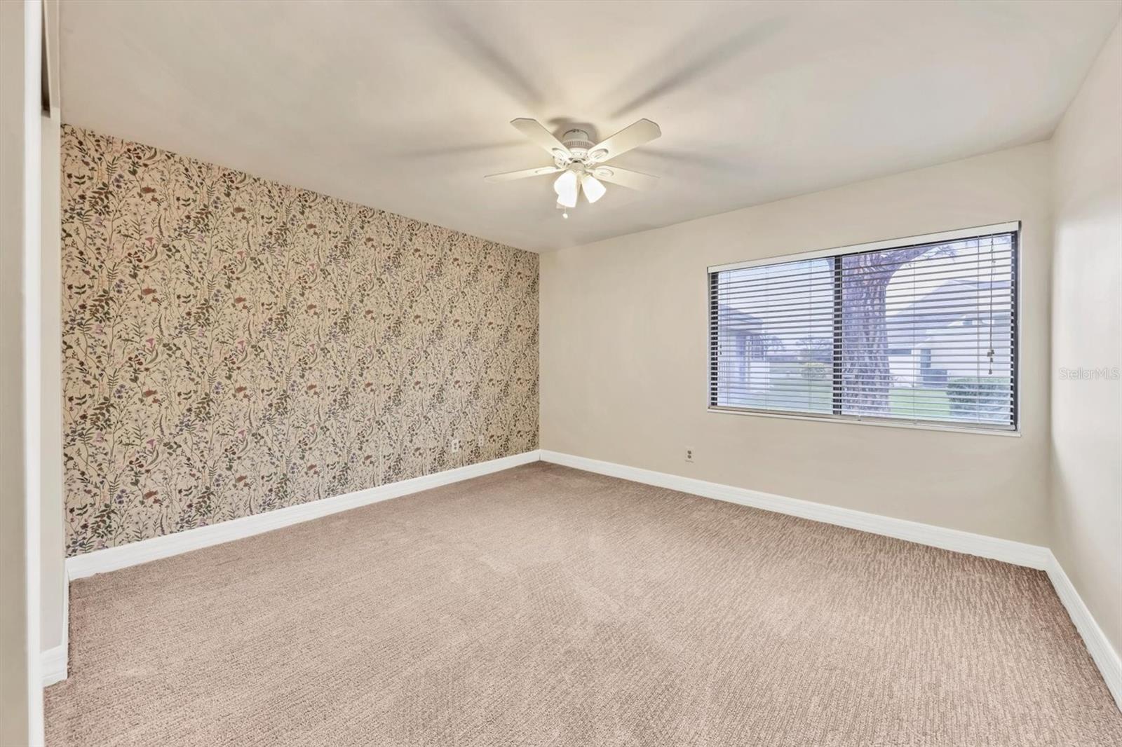 Image 25 of 37 For 2421 Crispin Court E3