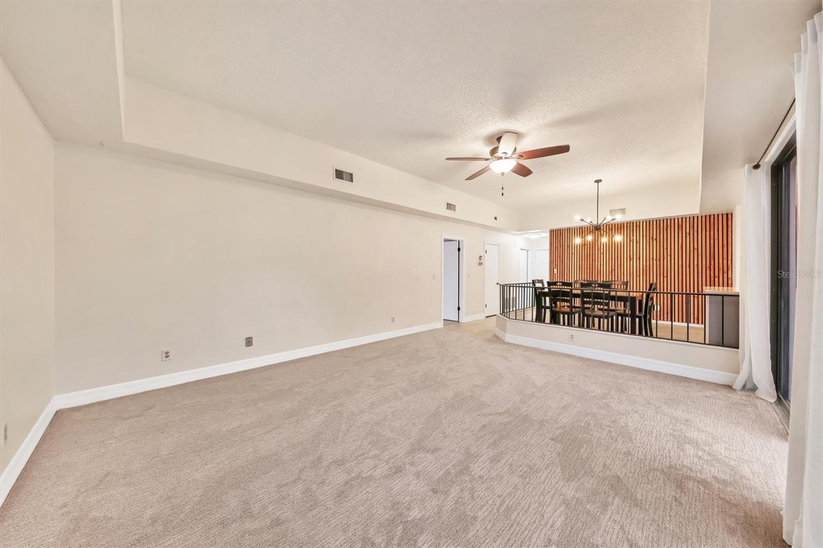 Image 4 of 37 For 2421 Crispin Court E3