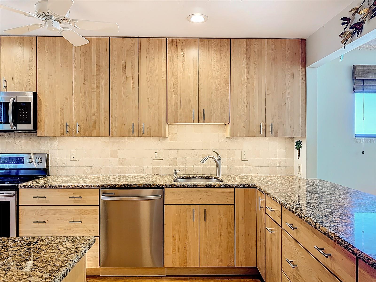 Image 13 of 61 For 1601 Bayhouse Point Drive Ba201