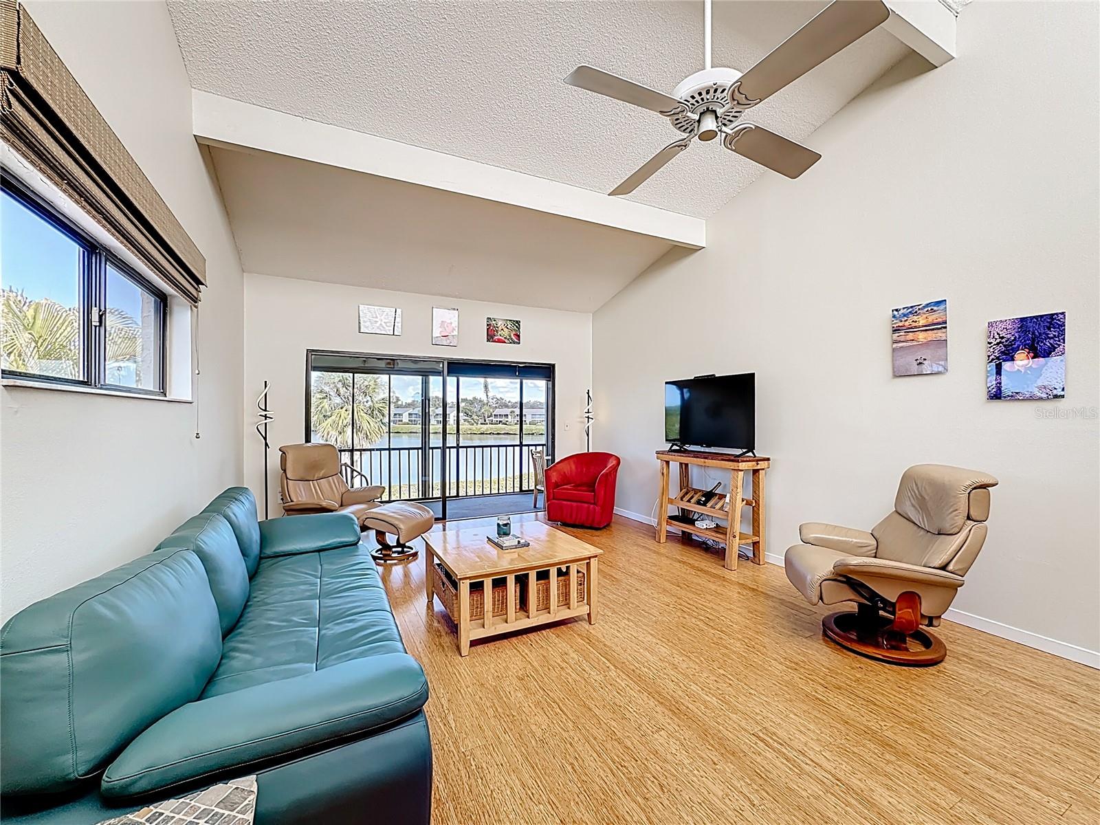 Image 23 of 61 For 1601 Bayhouse Point Drive Ba201