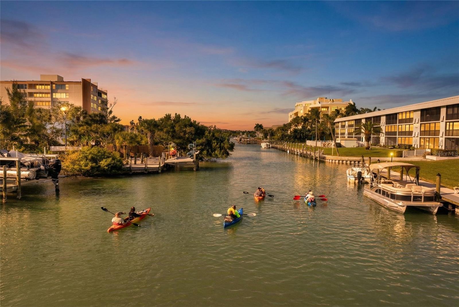 Image 2 of 88 For 9226 Midnight Pass Road 3b