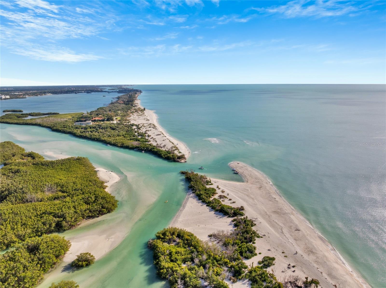 Image 67 of 88 For 9226 Midnight Pass Road 3b