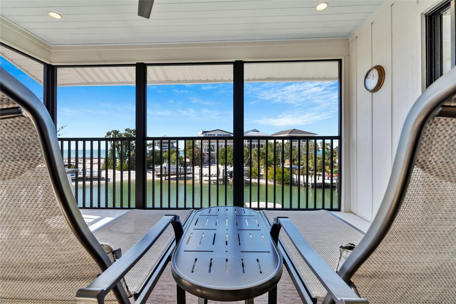 Image 85 of 88 For 9226 Midnight Pass Road 3b