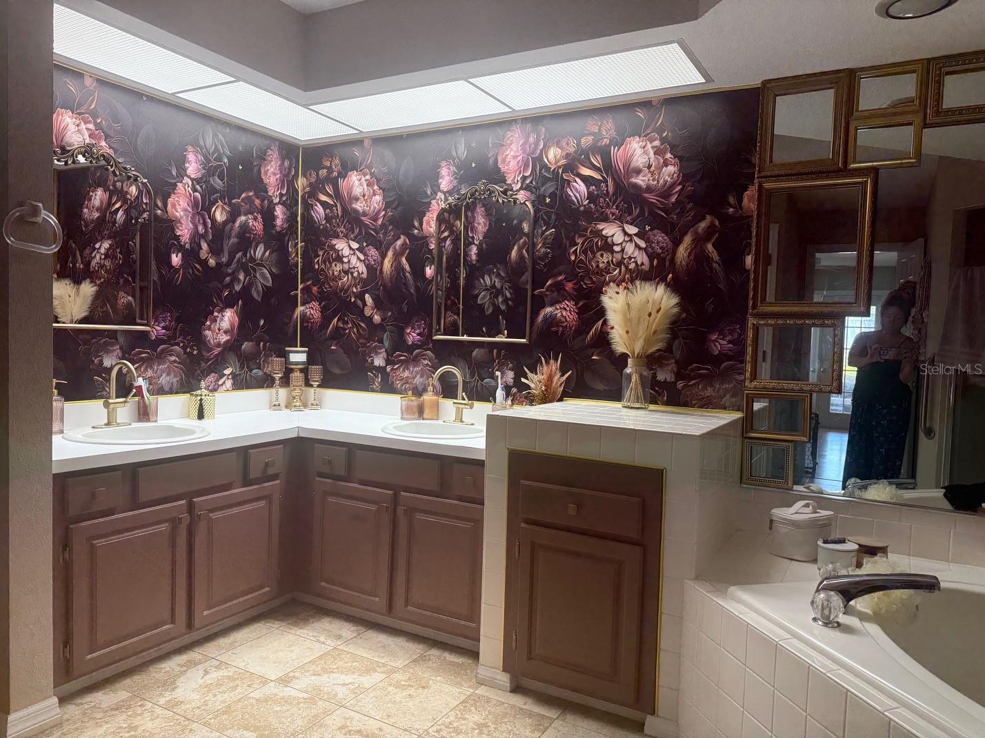 Image 15 of 42 For 25440 Aysen Drive