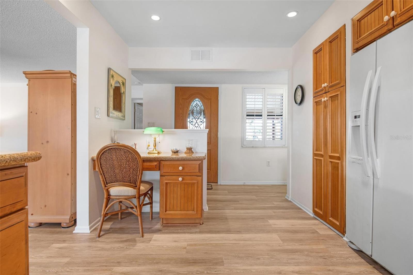 Image 16 of 49 For 9527 Azure Cove