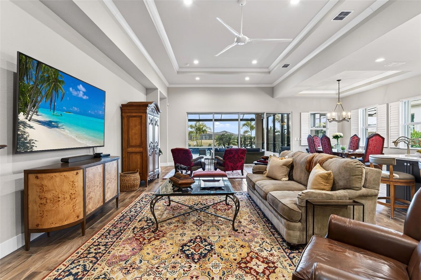 Image 14 of 99 For 8134 Redonda Loop