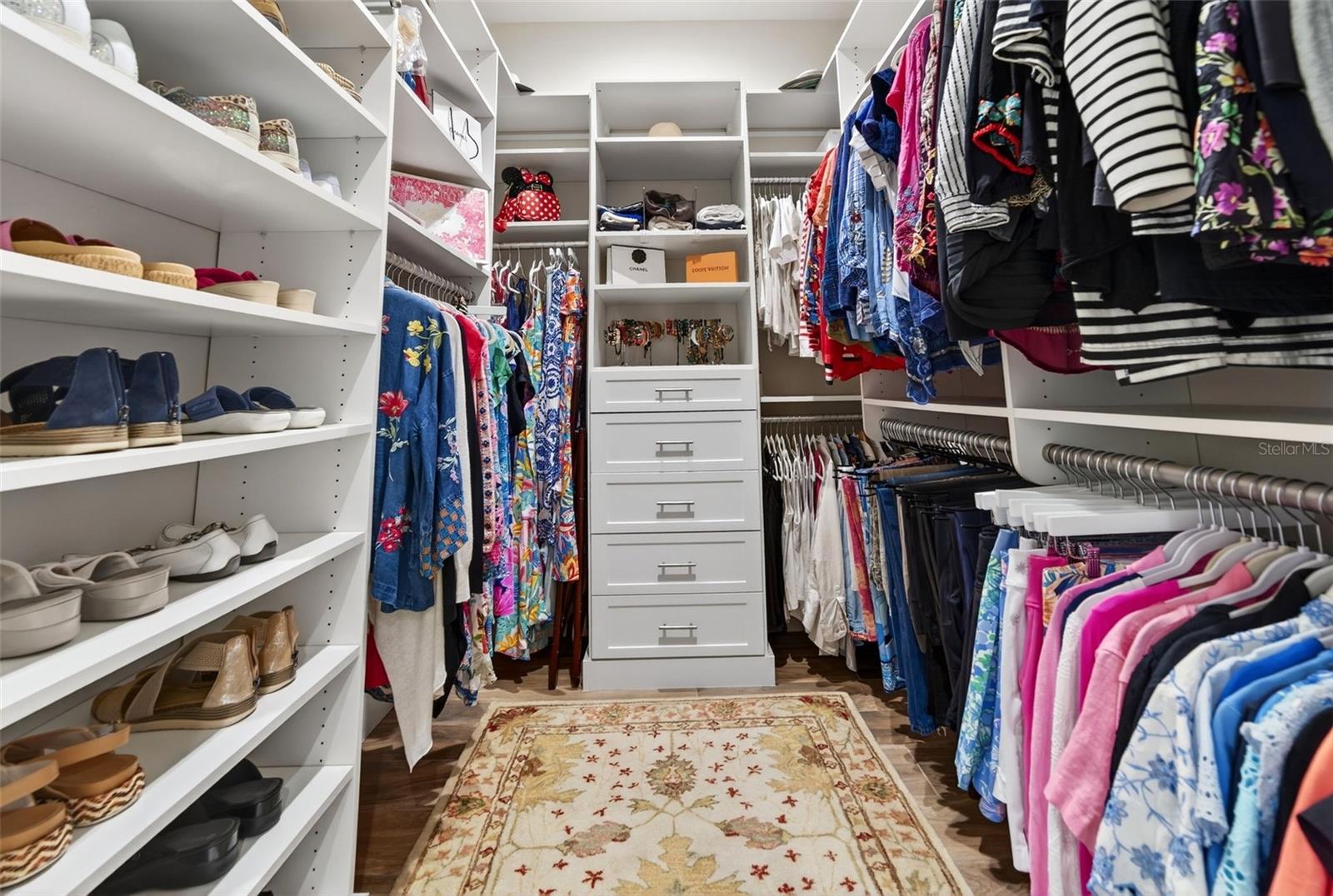 Image 33 of 99 For 8134 Redonda Loop