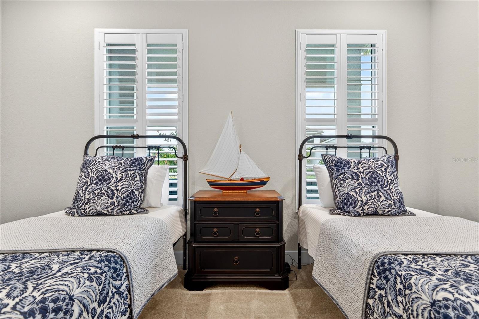 Image 37 of 99 For 8134 Redonda Loop