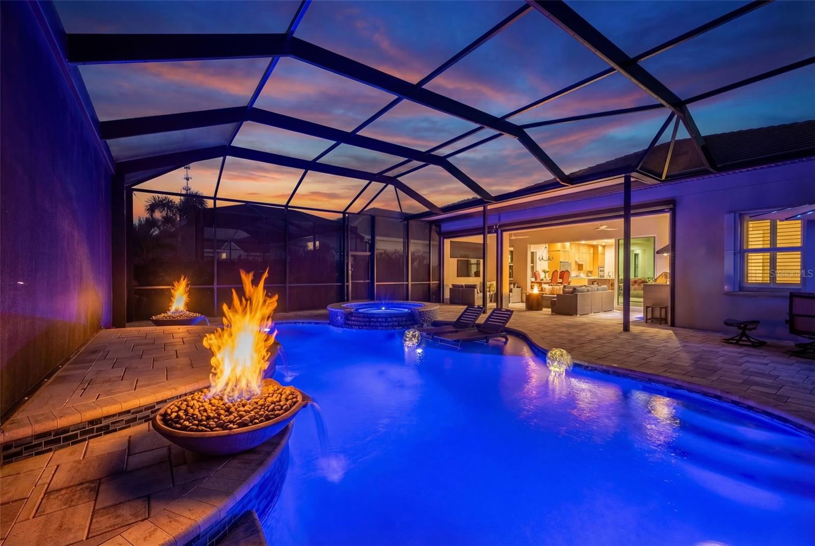 Image 4 of 99 For 8134 Redonda Loop