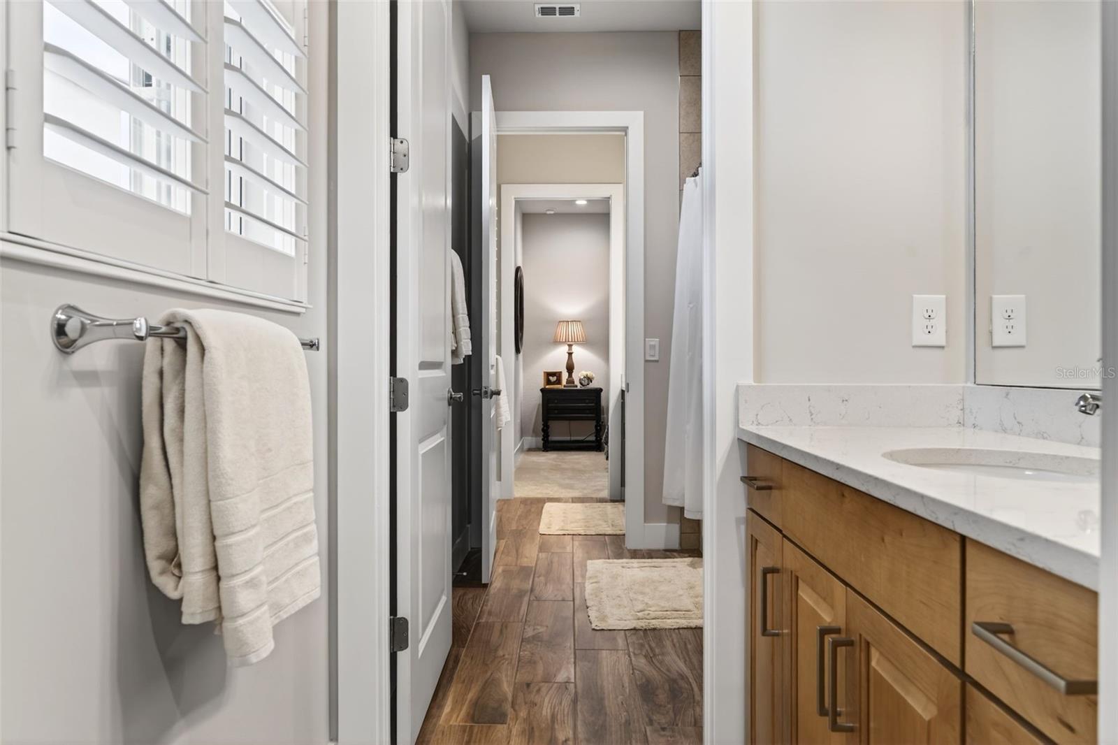 Image 40 of 99 For 8134 Redonda Loop