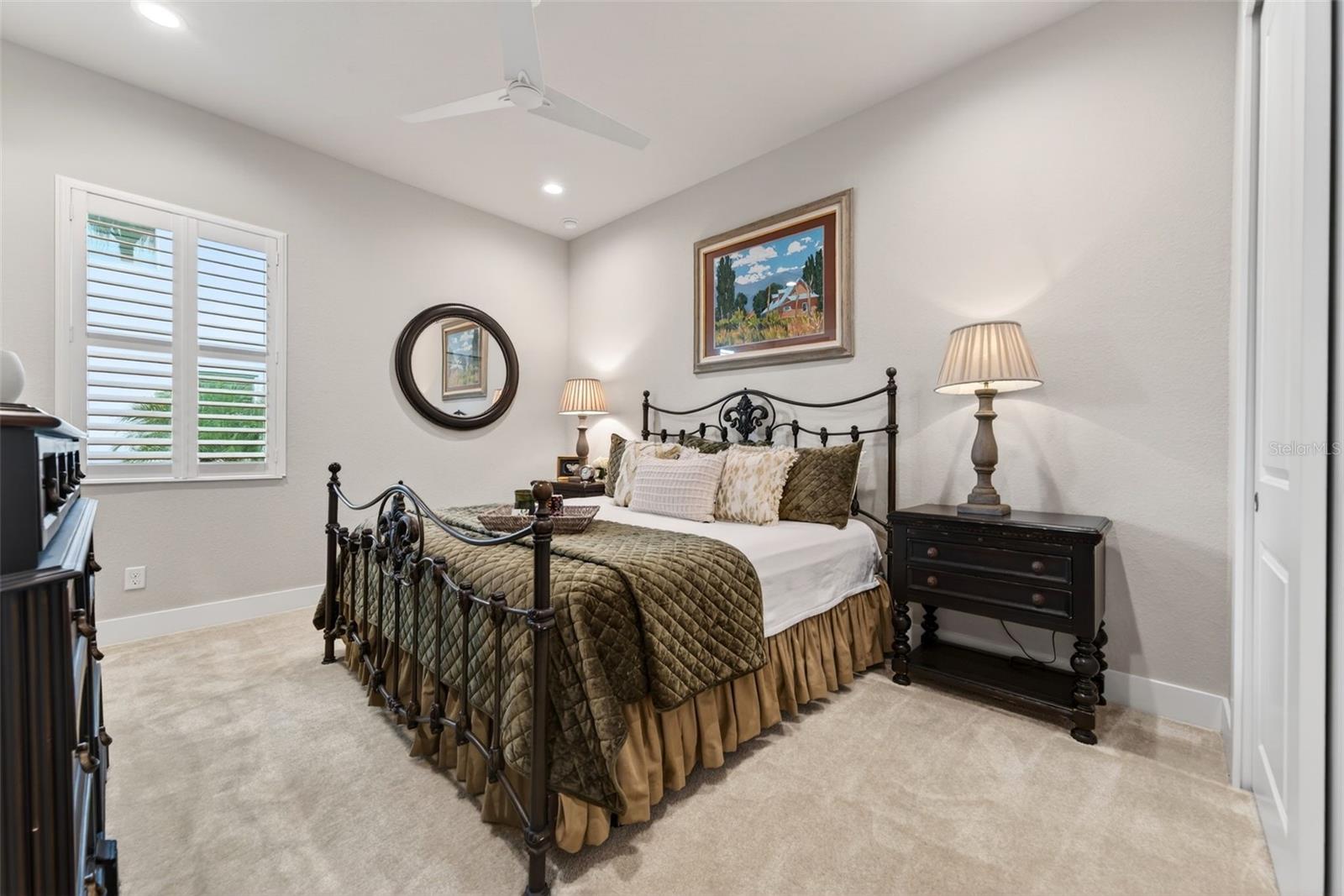 Image 42 of 99 For 8134 Redonda Loop