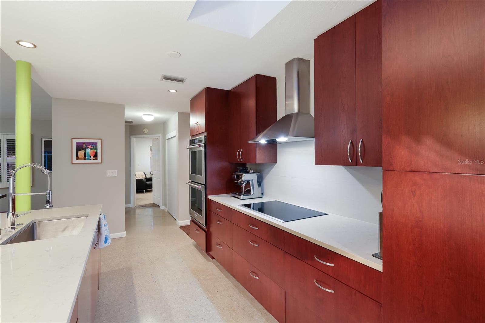 Image 12 of 53 For 428 Sapphire Drive