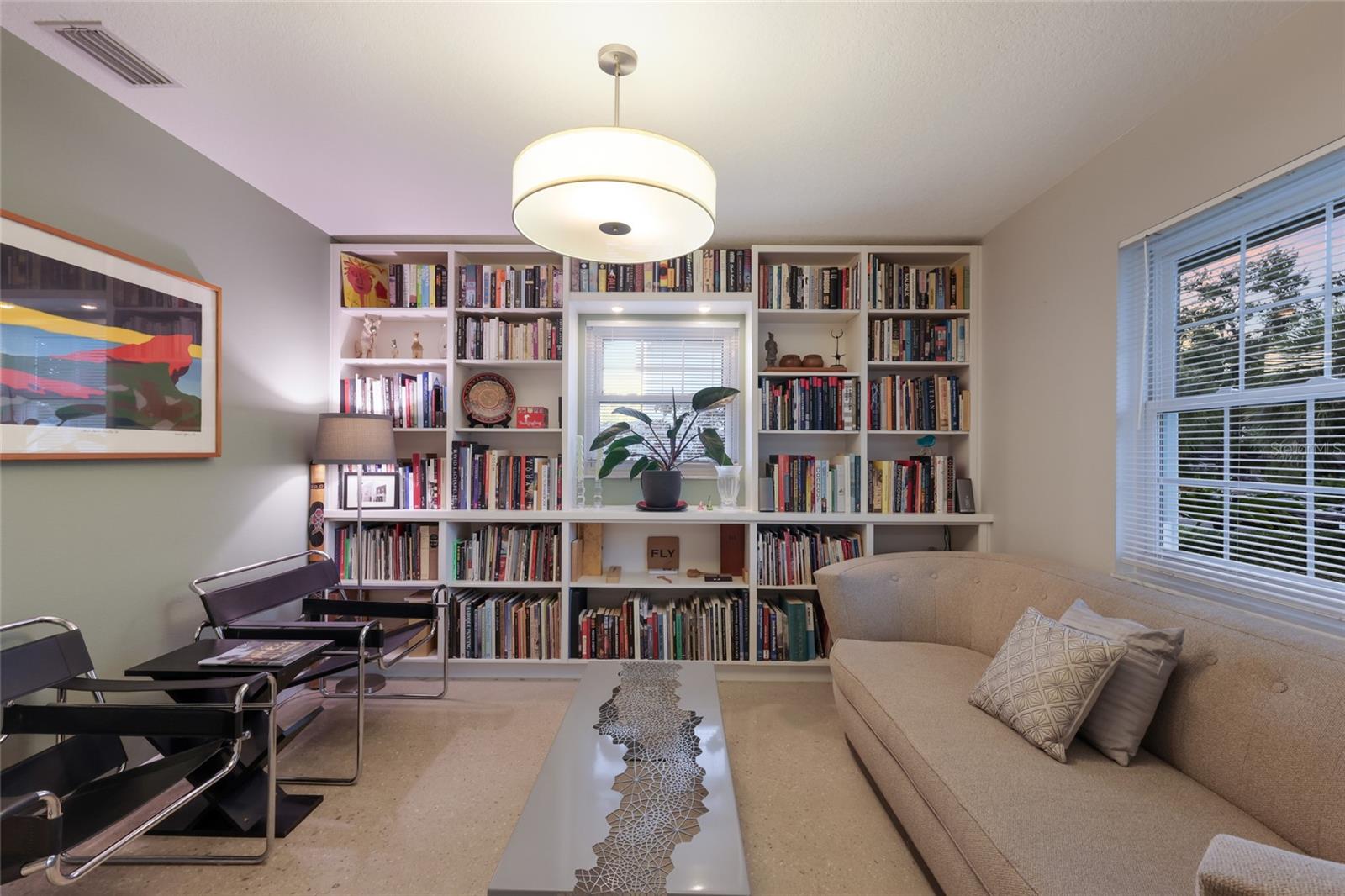 Image 15 of 53 For 428 Sapphire Drive