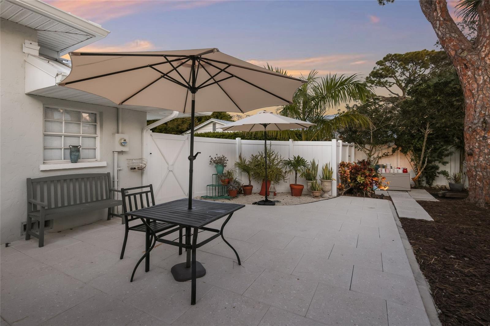 Image 37 of 53 For 428 Sapphire Drive