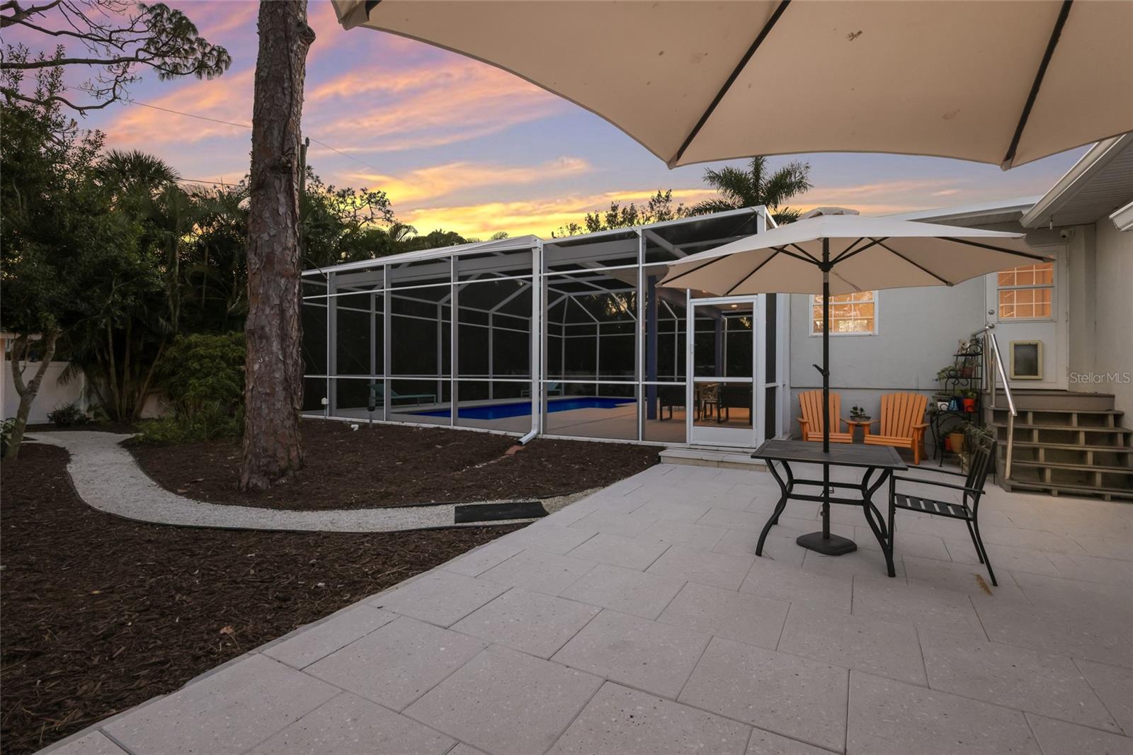 Image 38 of 53 For 428 Sapphire Drive