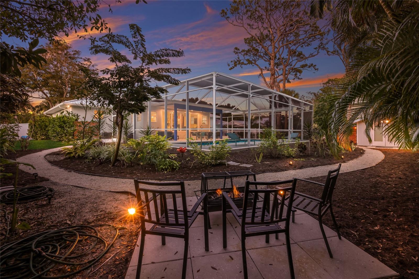 Image 44 of 53 For 428 Sapphire Drive