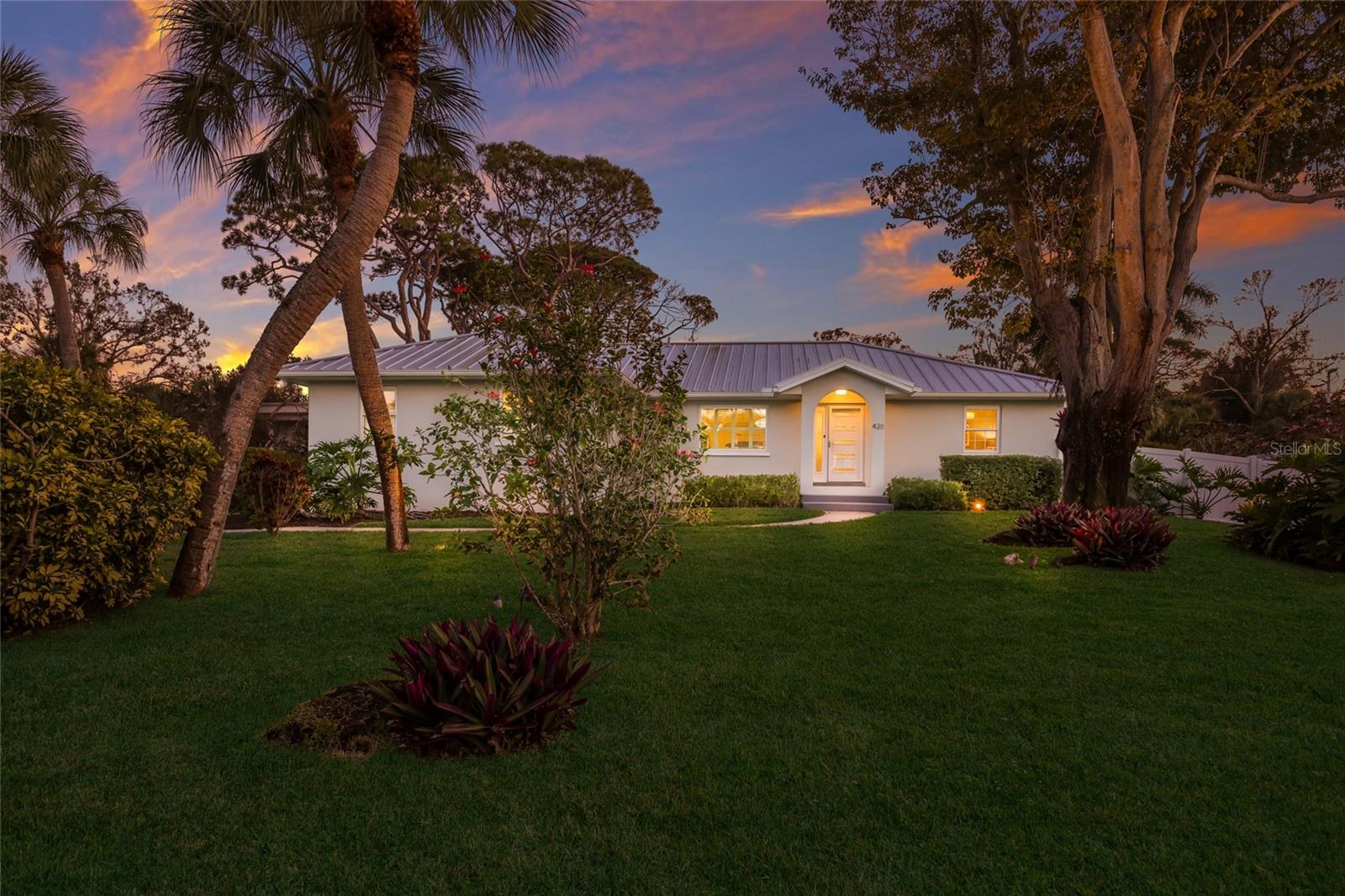 Image 49 of 53 For 428 Sapphire Drive