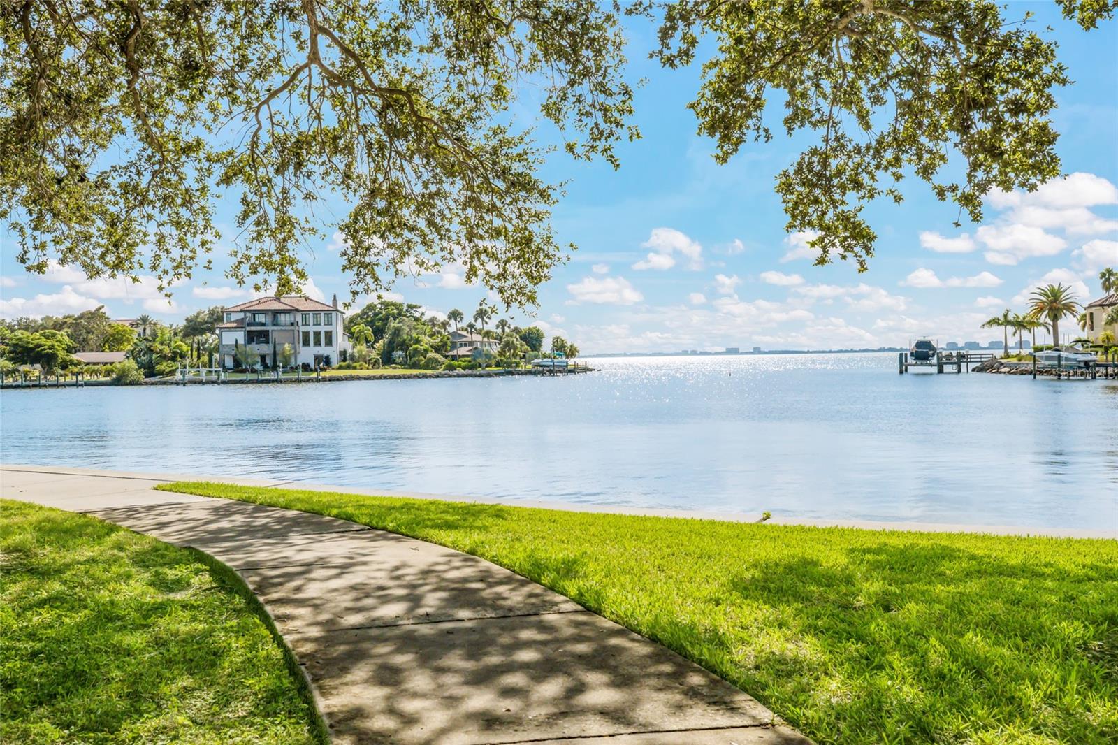 Image 51 of 53 For 428 Sapphire Drive