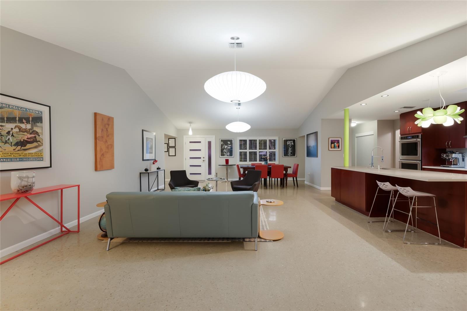 Image 8 of 53 For 428 Sapphire Drive