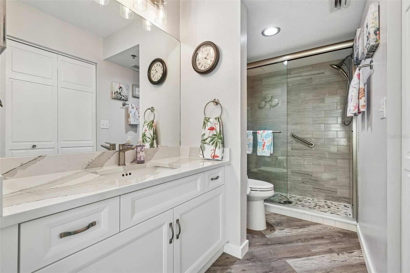 Image 16 of 65 For 3950 Ironwood Circle 103