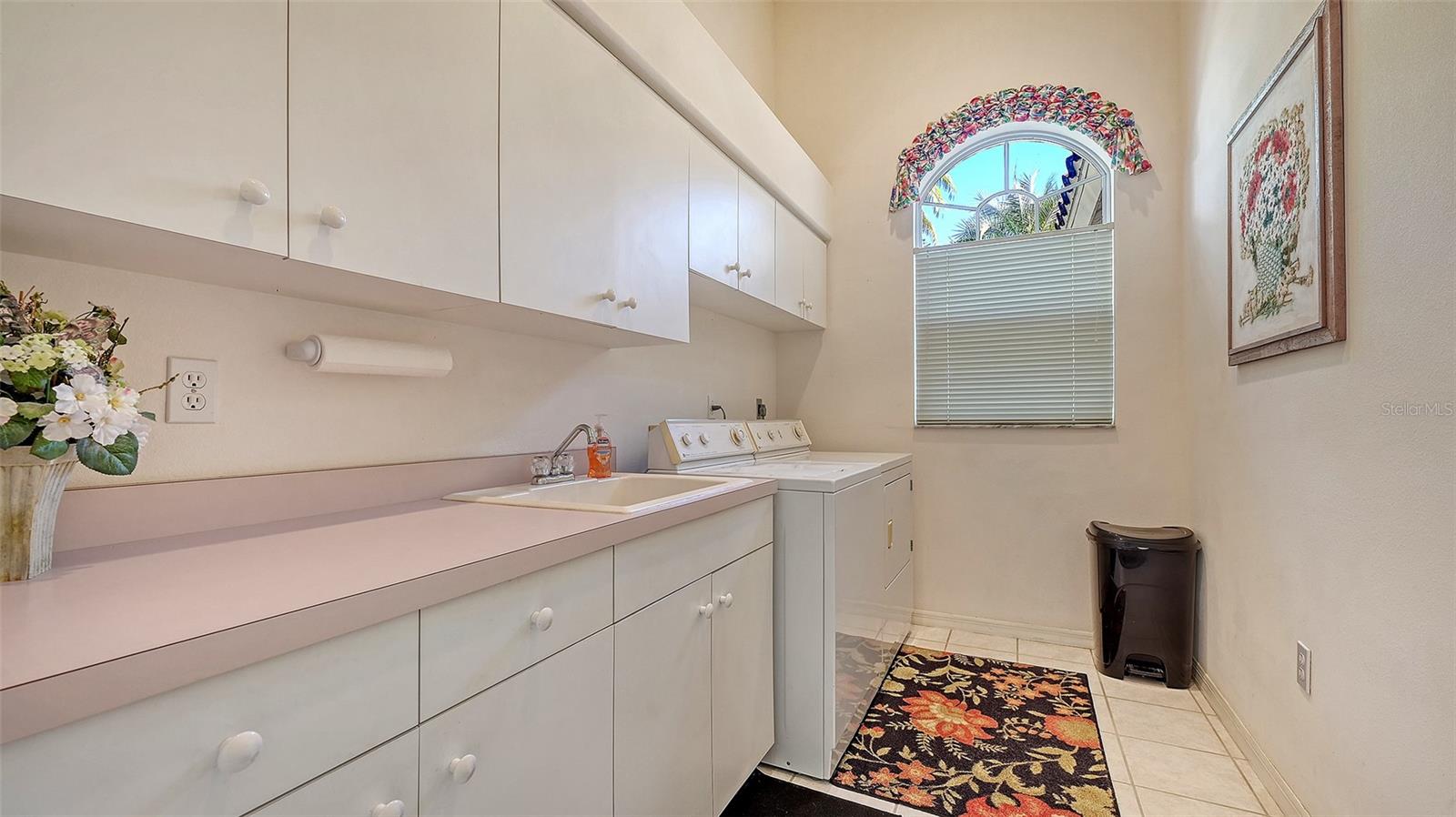 Image 31 of 50 For 4754 Antler Trail