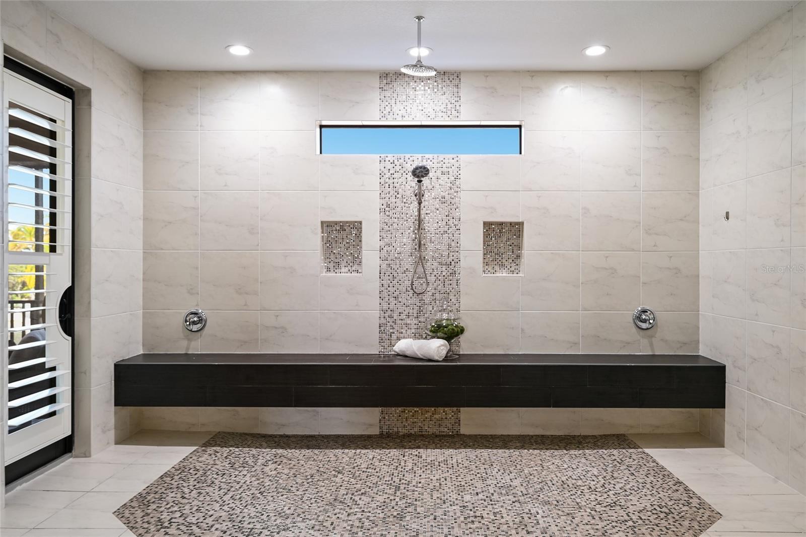 Image 31 of 71 For 512 Mast Drive