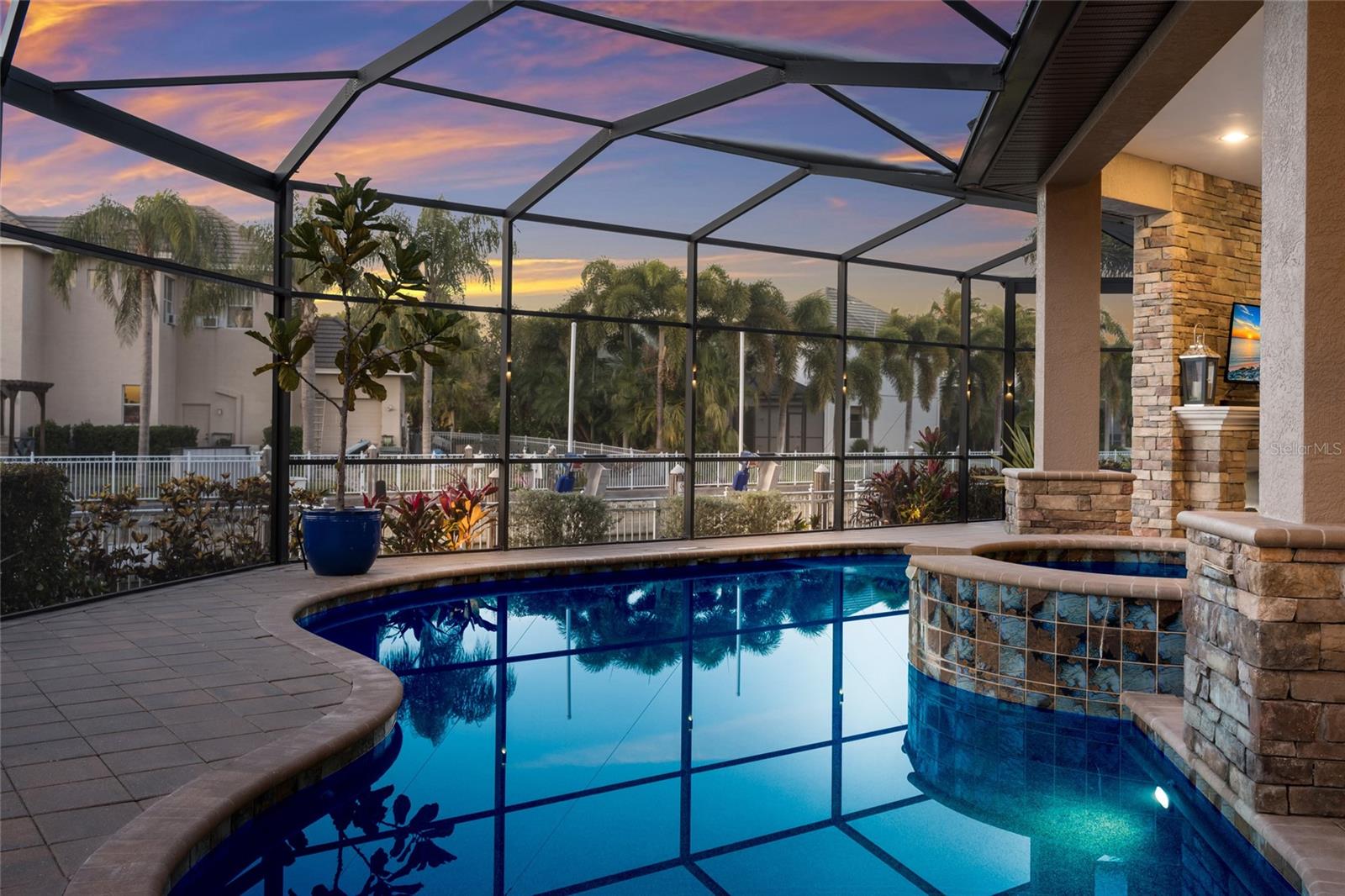 Image 55 of 71 For 512 Mast Drive